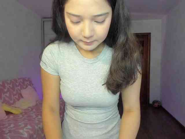 MilanaMittt webcam