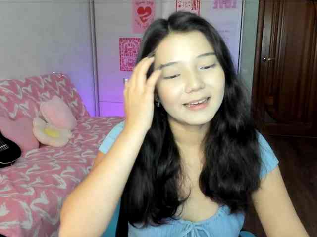 MilanaMittt webcam