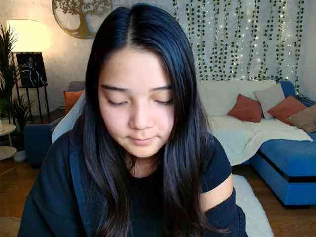 MilanaMittt webcam
