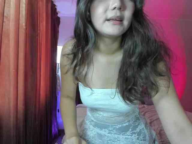MilanaMittt webcam
