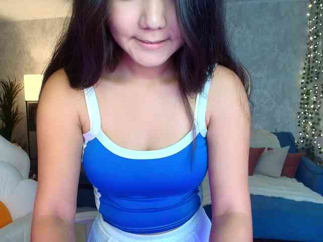 MilanaMittt webcam