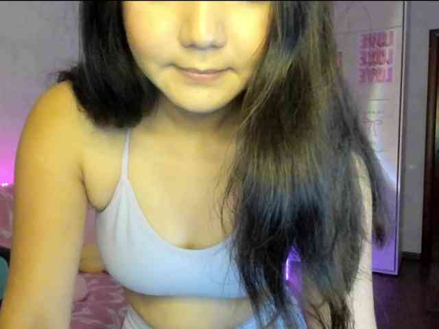 MilanaMittt webcam