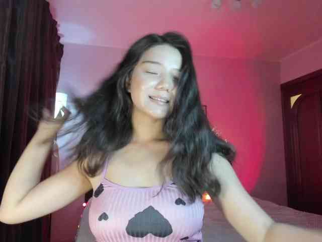 MilanaMittt webcam