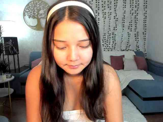 MilanaMittt webcam