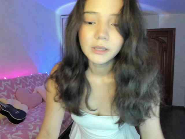 MilanaMittt webcam