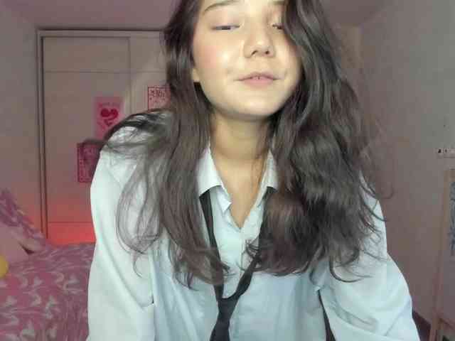MilanaMittt webcam