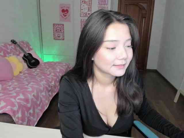 MilanaMittt webcam
