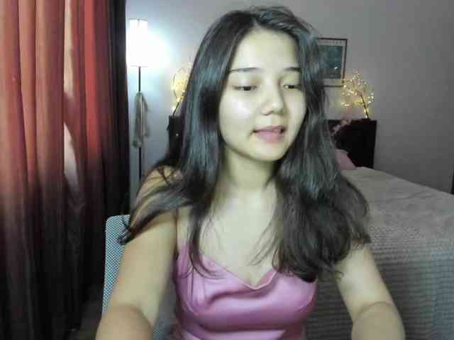 MilanaMittt webcam