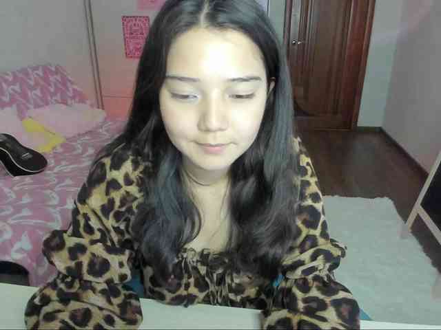 MilanaMittt webcam