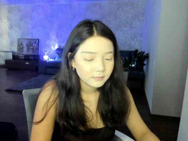 MilanaMittt webcam