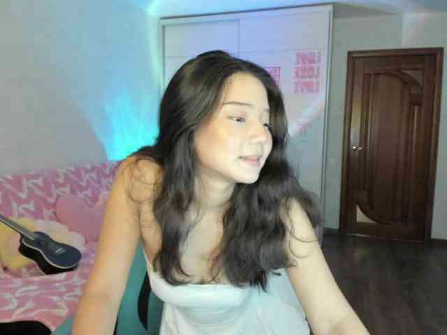 MilanaMittt webcam