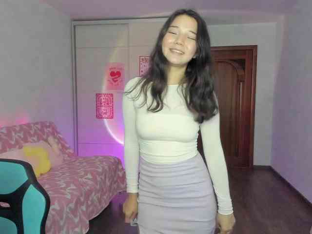 MilanaMittt webcam