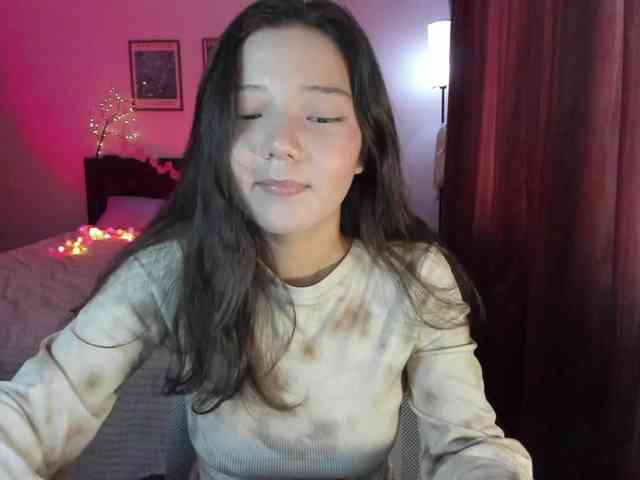 MilanaMittt webcam