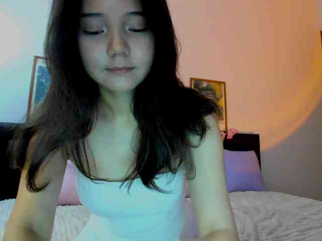 MilanaMittt webcam