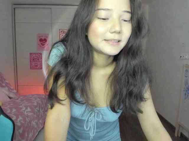 MilanaMittt webcam