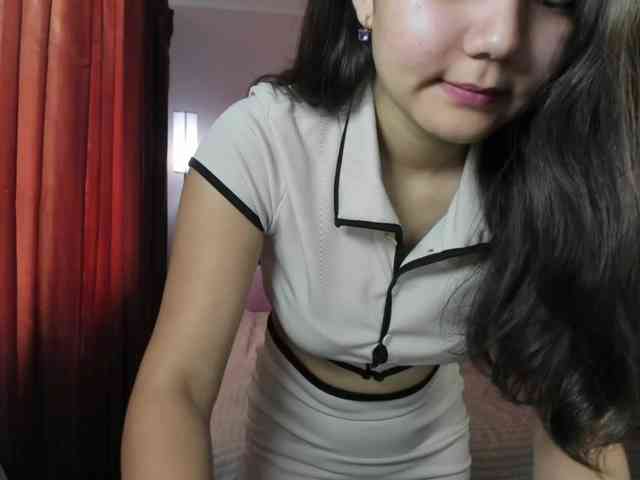 MilanaMittt webcam