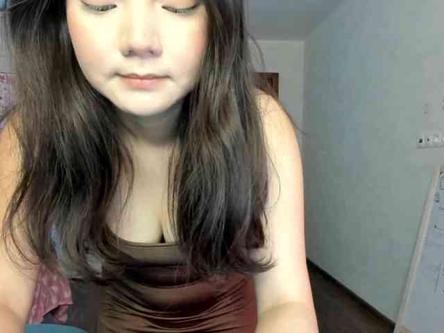 MilanaMittt webcam