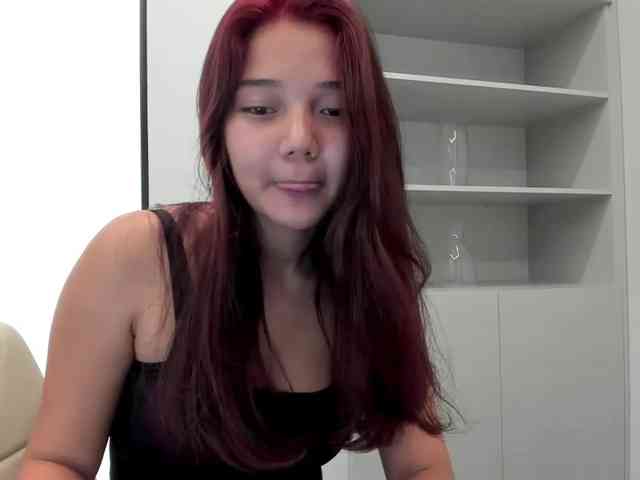 MilanaMittt webcam