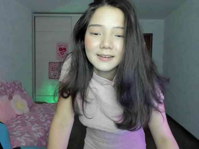 MilanaMittt webcam