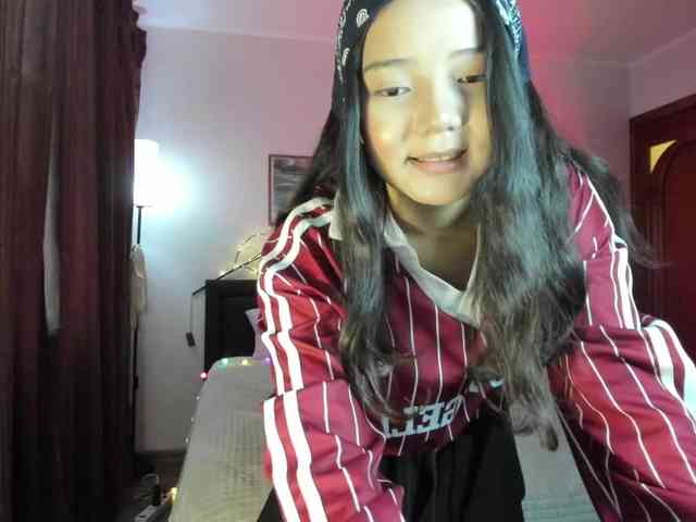 MilanaMittt webcam