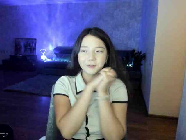 MilanaMittt webcam