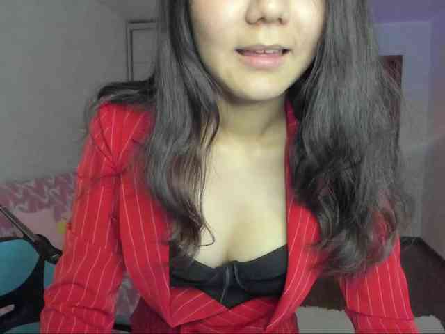 MilanaMittt webcam