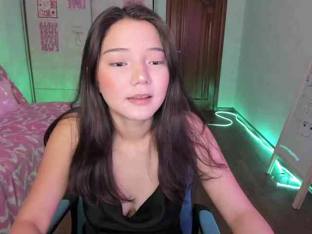 MilanaMittt webcam