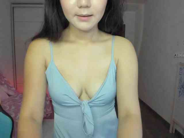 MilanaMittt webcam