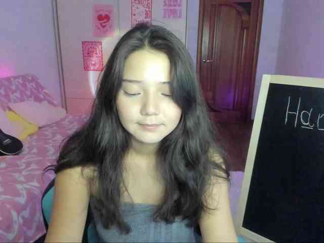 MilanaMittt webcam
