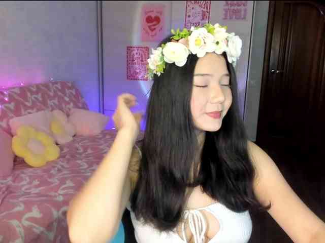 MilanaMittt webcam