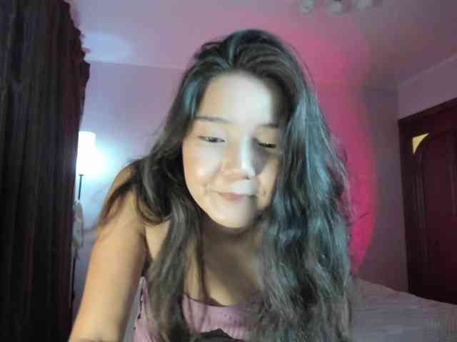 MilanaMittt webcam