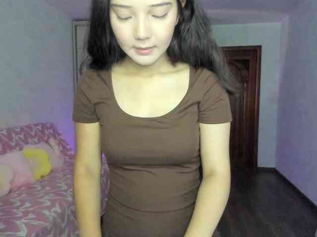 MilanaMittt webcam