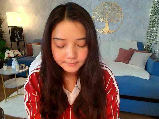 MilanaMittt webcam