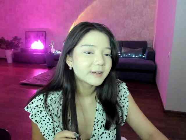 MilanaMittt webcam