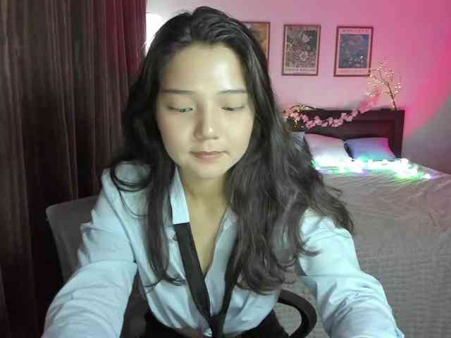 MilanaMittt webcam