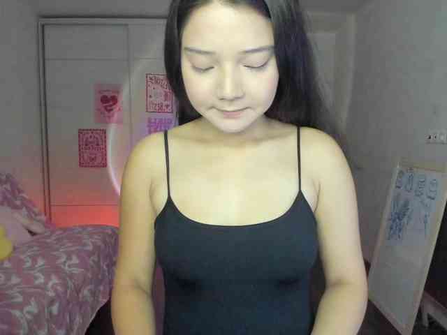 MilanaMittt webcam