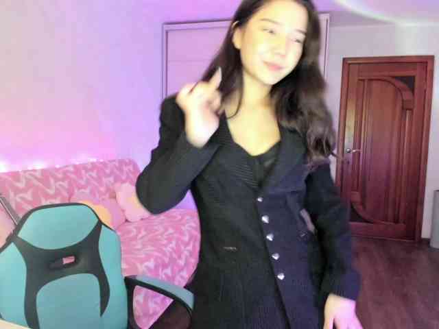 MilanaMittt webcam