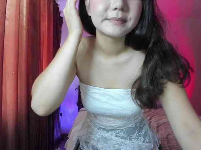 MilanaMittt webcam
