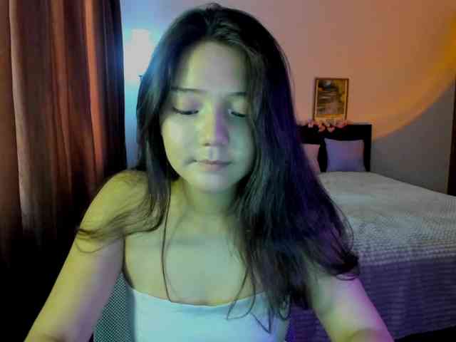 MilanaMittt webcam