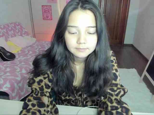 MilanaMittt webcam
