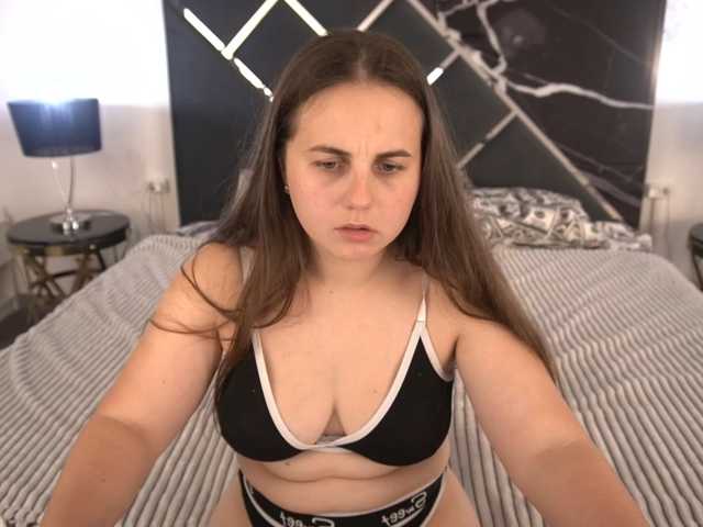 DariaCalm live cam preview