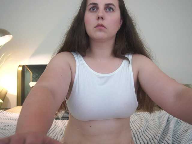 DariaCalm live cam on BongaCams