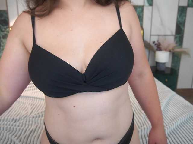 DariaCalm live webcam show