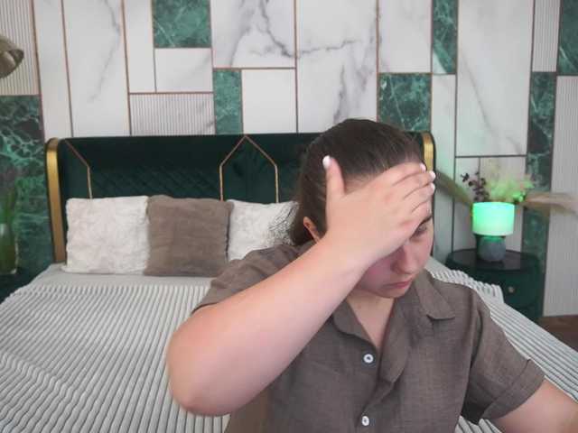 DariaCalm live cam on BongaCams