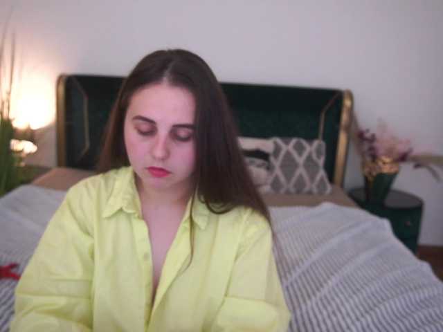 DariaCalm live cam on BongaCams