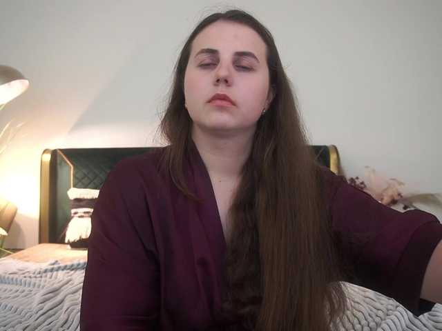 DariaCalm live cam on BongaCams