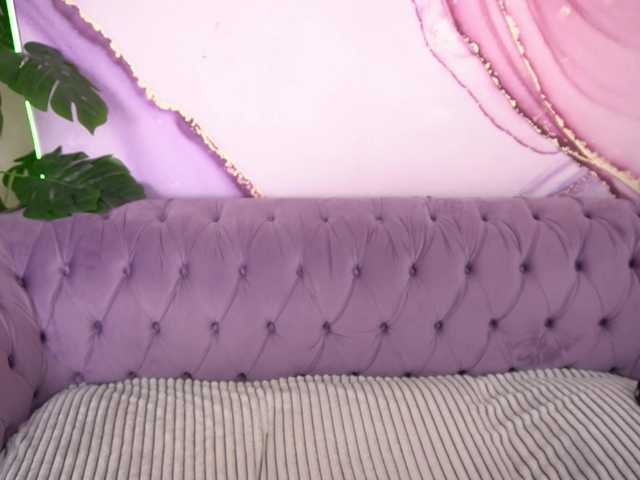 DariaCalm live cam on BongaCams