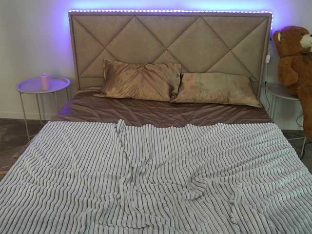 DariaCalm live cam on BongaCams