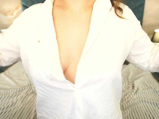 DariaCalm live cam on BongaCams