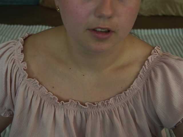 DariaCalm live cam on BongaCams